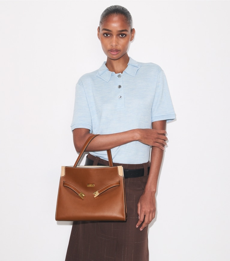 Tory Burch diseñador bolsos satchel Bolso doble pequeño Lee Radziwill en Aged Tan accesorio en modelo