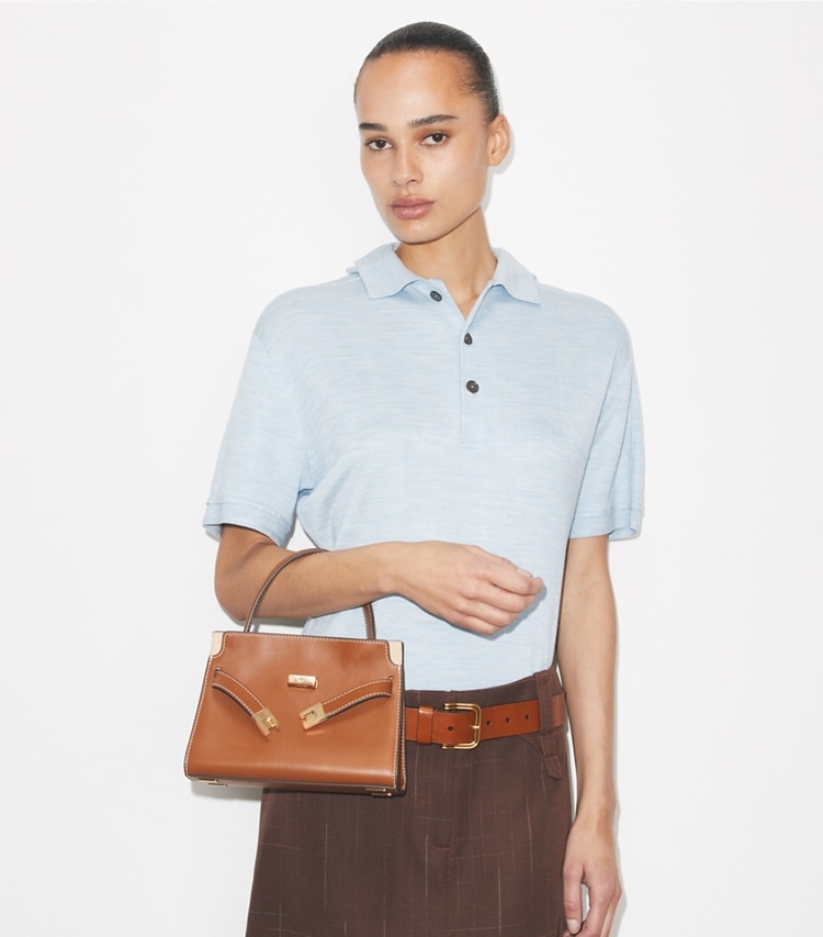 Tory Burch diseñador bolsos bandolera Bolso doble Petite Lee Radziwill en Aged Tan accesorio en modelo