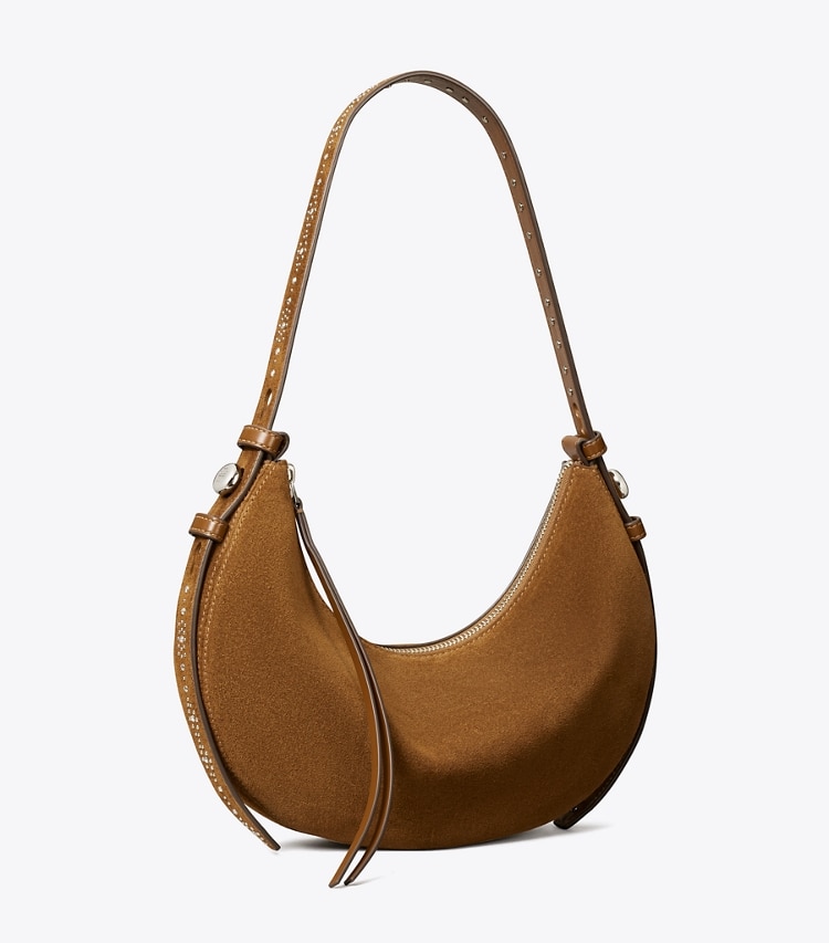 Tory Burch diseñador bolsos de hombro Bolso en media luna de gamuza con tachuelas Romy en Caramel ángulo