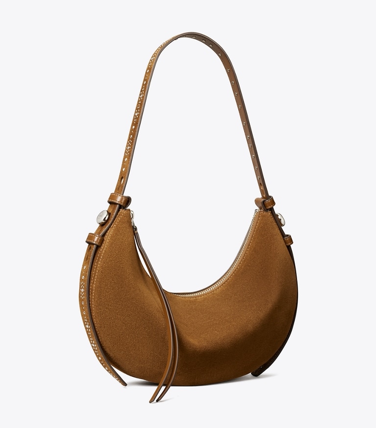 Tory Burch diseñador bolsos de hombro Bolso en media luna de gamuza con tachuelas Romy en Caramel ángulo