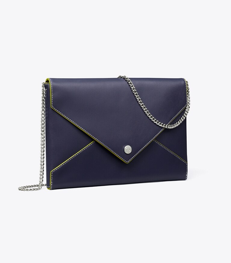 Tory Burch diseñador carteras de mano Bolso estilo sobre de cuero liso con cadena en Midnight ángulo
