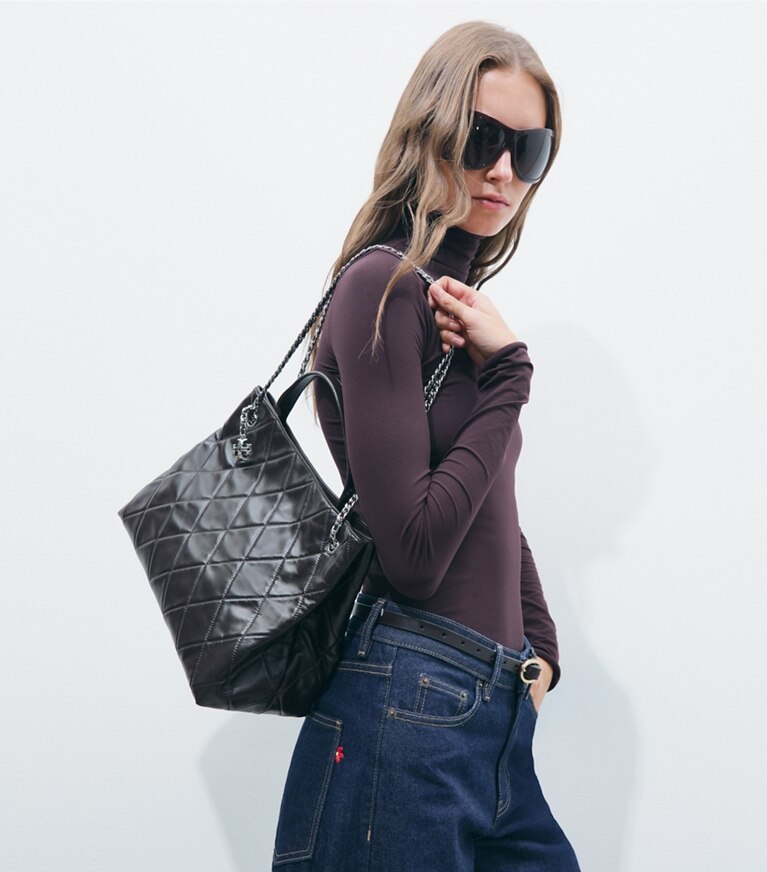 Tory Burch diseñador bolsos satchel Bolso Fleming en Cocoa adicional en modelo