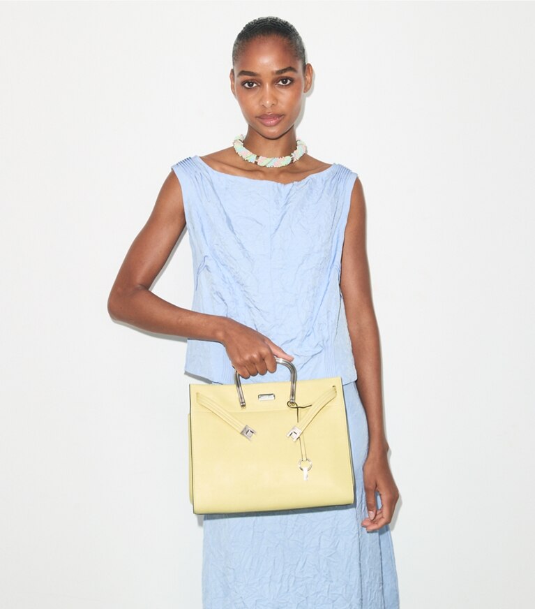 Tory Burch diseñador bolsos tote Bolso Lee Radziwill suave en Soft Yellow accesorio en modelo