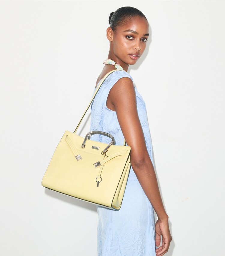 Tory Burch diseñador bolsos tote Bolso Lee Radziwill suave en Soft Yellow adicional en modelo