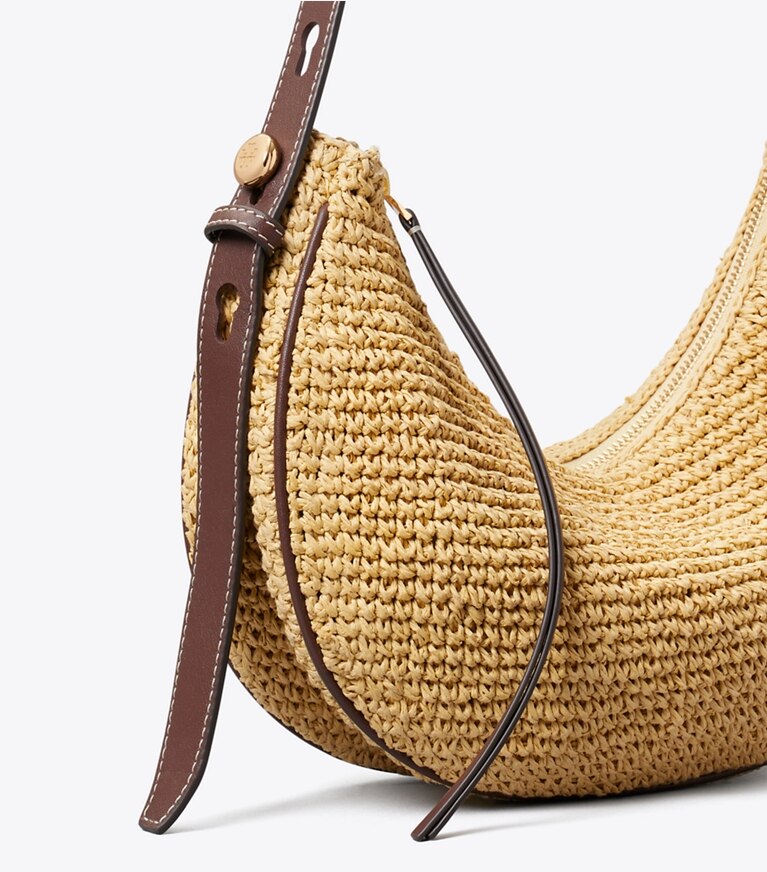 Tory Burch diseñador bolsos de hombro Bolso media luna tejido Romy en Natural detalle