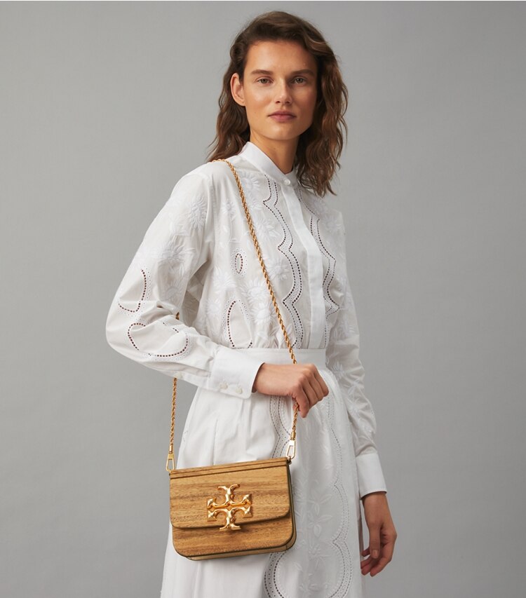 Tory Burch diseñador bolsos de hombro Bolso pequeño Eleanor en Natural accesorio en el modelo