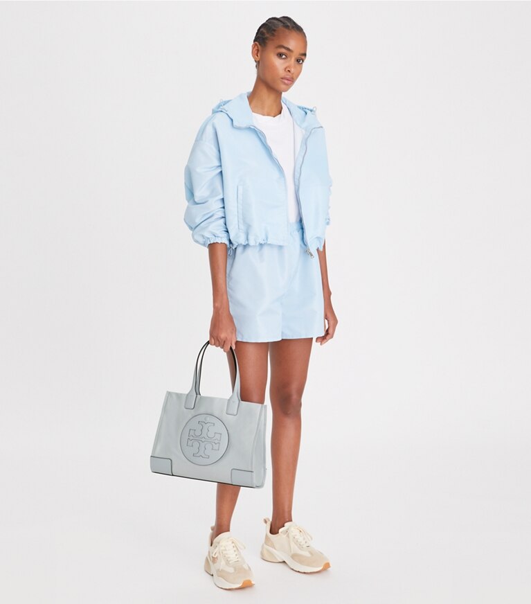 Tory Burch diseñador bolsos tote Bolso tote pequeño Ella en Powder Blue accesorio en modelo