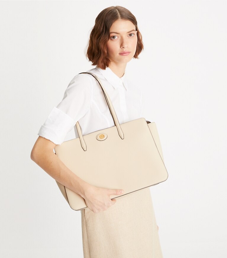 Tory Burch diseñador bolsos tote Bolso Tote Robinson de piel graneada en New Cream accesorio en modelo