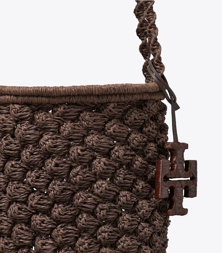 Tory Burch designer borse a tracolla Borsa a secchiello Ella Popcorn lavorata a mano all’uncinetto in Dark Cocoa dettaglio