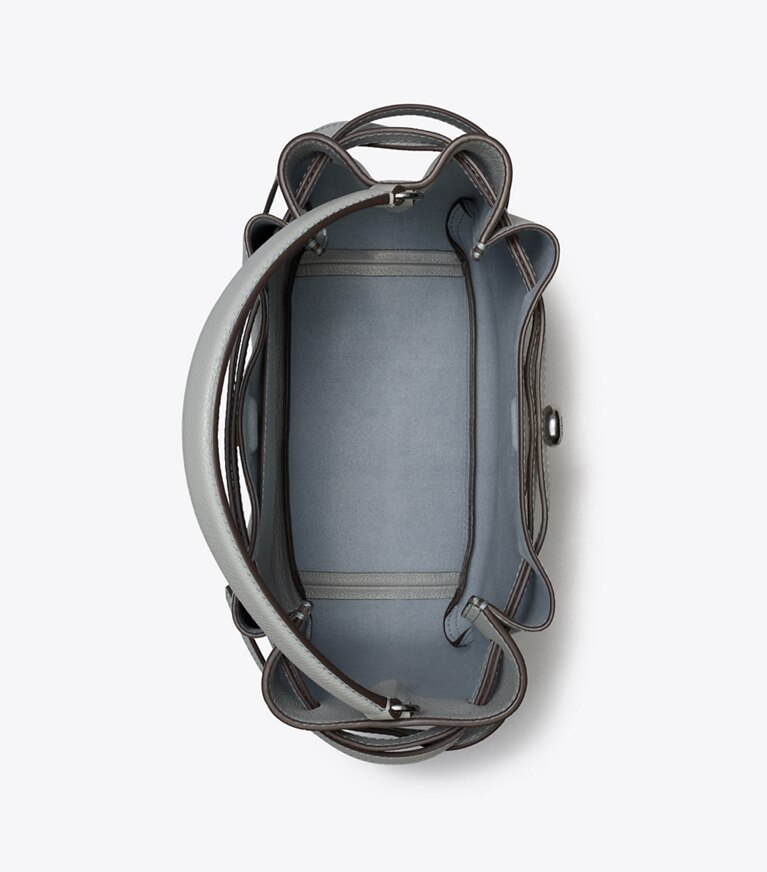 Tory Burch designer borse a spalla Borsa a secchiello Romy in Light Granite angle