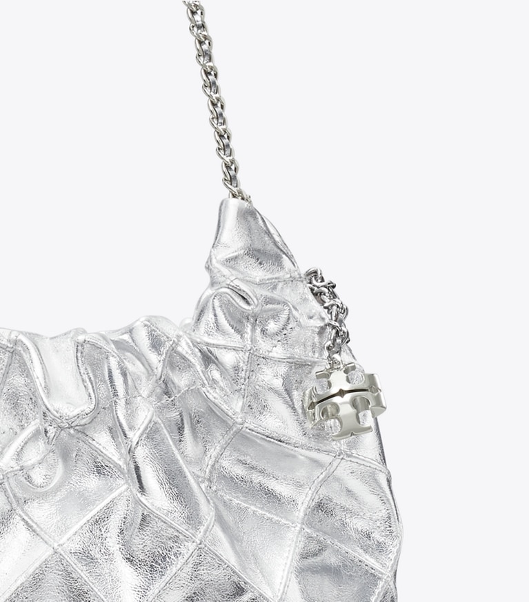 Tory Burch designer borse a spalla Borsa hobo metallizzata Mini Fleming in Silver angle