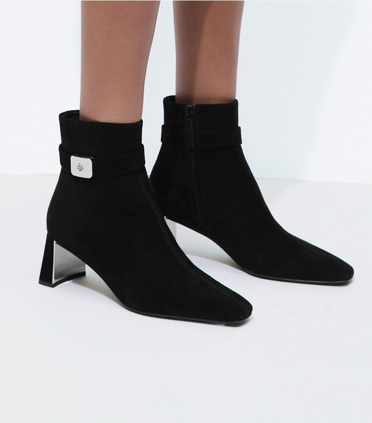 Tory Burch diseñador botines bajos Botín con tacón Georgia en PERFECT BLACK accesorio en modelo