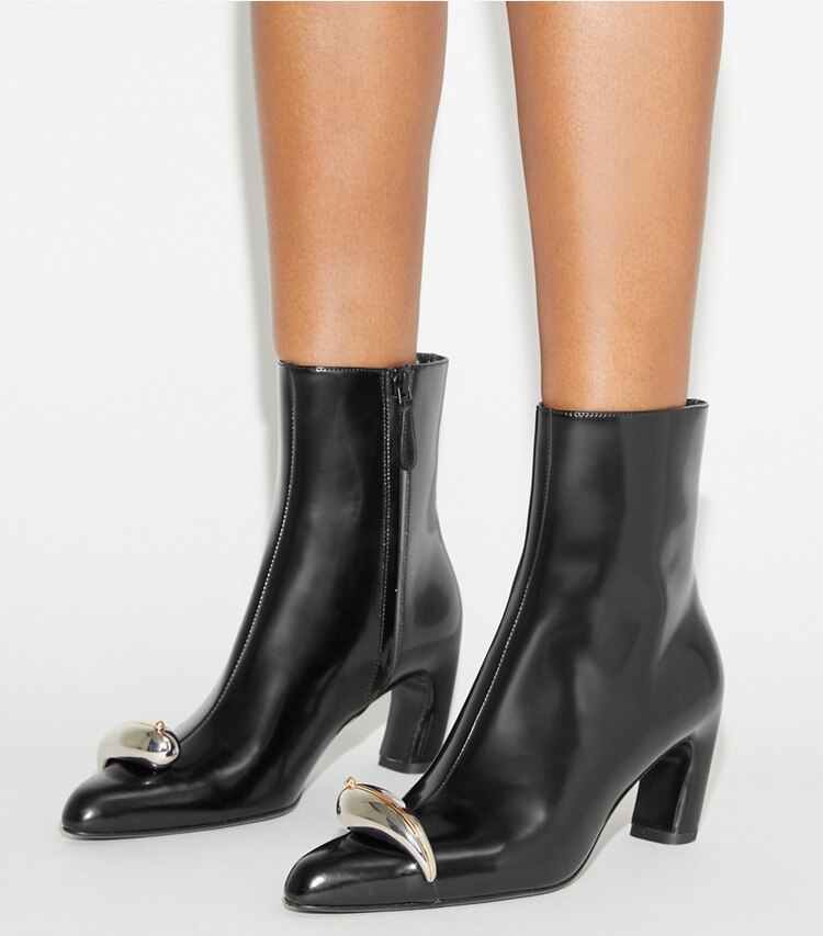Tory Burch diseñador botines Botín con tacón Pierced en PERFECT BLACK / SILVER accesorio en modelo