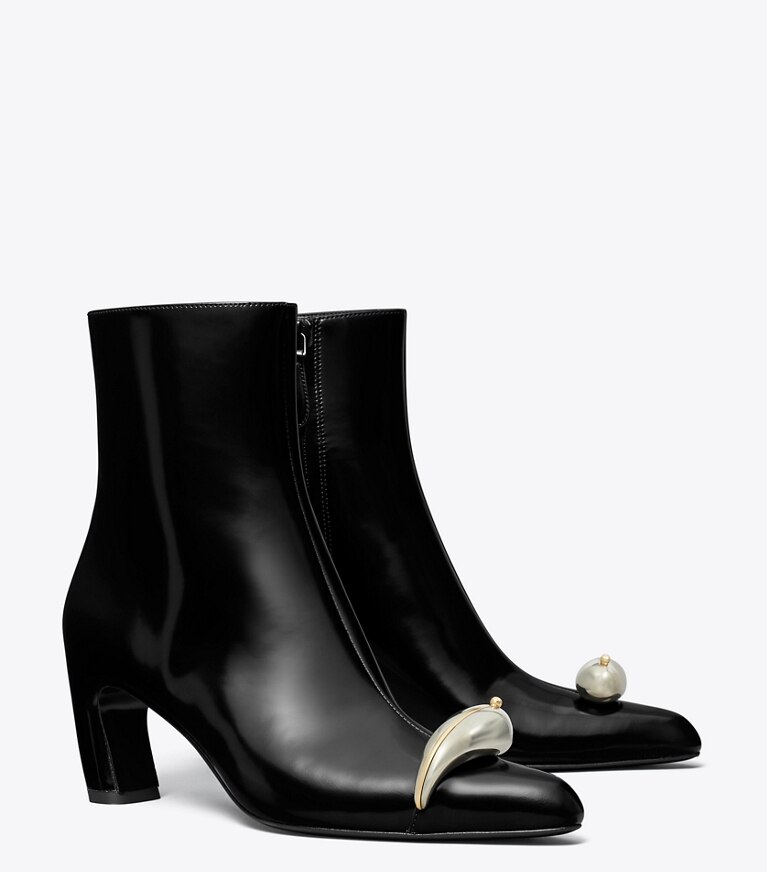 Tory Burch diseñador botines Botín con tacón Pierced en PERFECT BLACK / SILVER ángulo