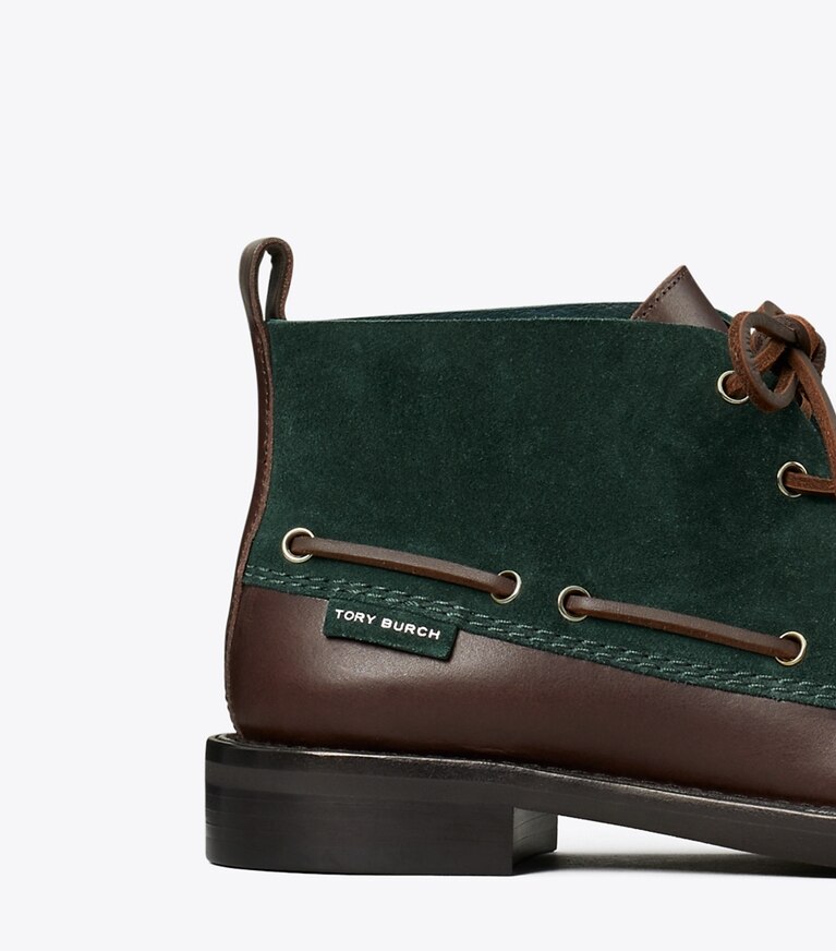 Tory Burch diseñador botines bajos Botín Duck en WARM TEAL / T MORO detalle