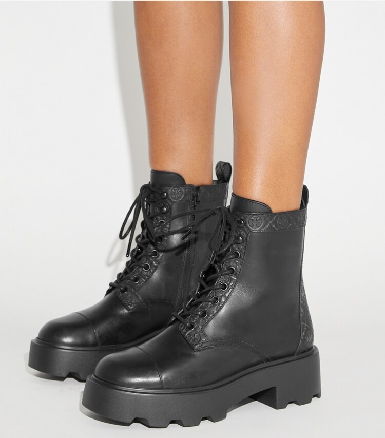 Tory Burch diseñador botines Bota con suela dentada T Monogram en PERFECT BLACK accesorio en modelo