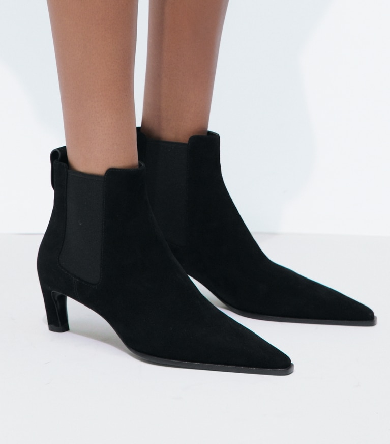 Tory Burch diseñador botines Botas Chelsea Romy en PERFECT BLACK accesorio en el modelo