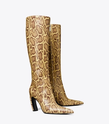 Tory Burch designer bottes Bottes en cuir embossé effet serpent in MIMOSA angle