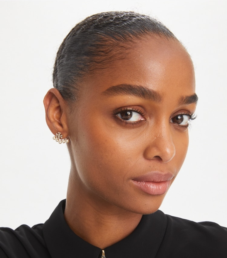 Tory Burch designer boucles d'oreilles Boucles d’oreilles perles Moondance devant-derrière in Tory Gold / Pearl / Crystal accessory on model