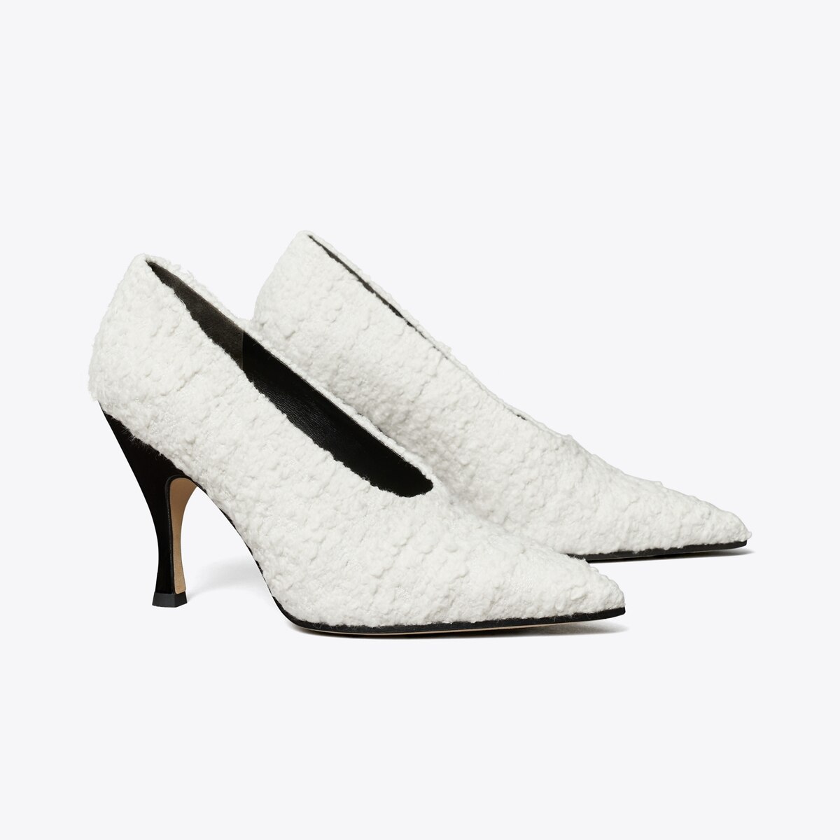 Tory burch 2025 white pumps