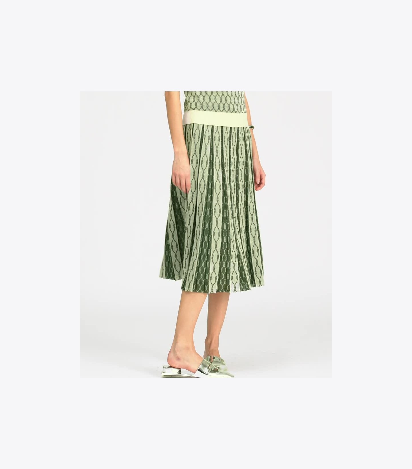 Box Pleated Jacquard Skirt