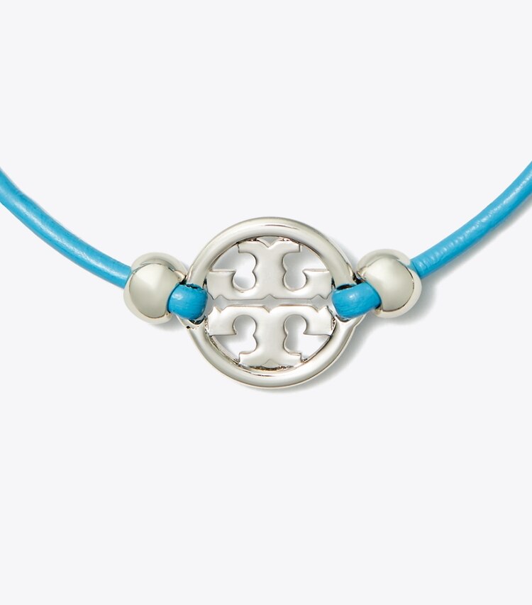 Tory Burch designer bracciali Bracciale Icon con chiusura a scorrimento in Tory Silver / Blue dettaglio