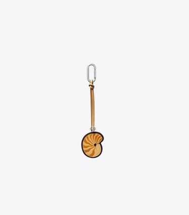 Tory Burch designer bijoux de sac et porte-clés Breloque de sac coquille d'escargot dans Multi de face