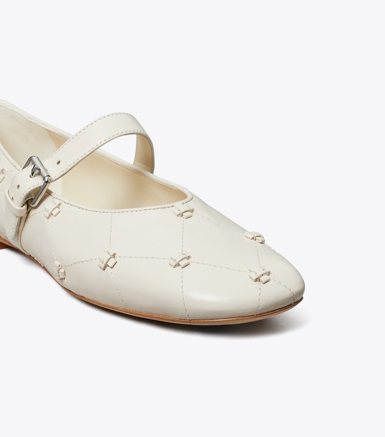 Tory Burch designer flats Bunny Knot Mary Jane in LIGHT CREAM / LIGHT CREAM detail