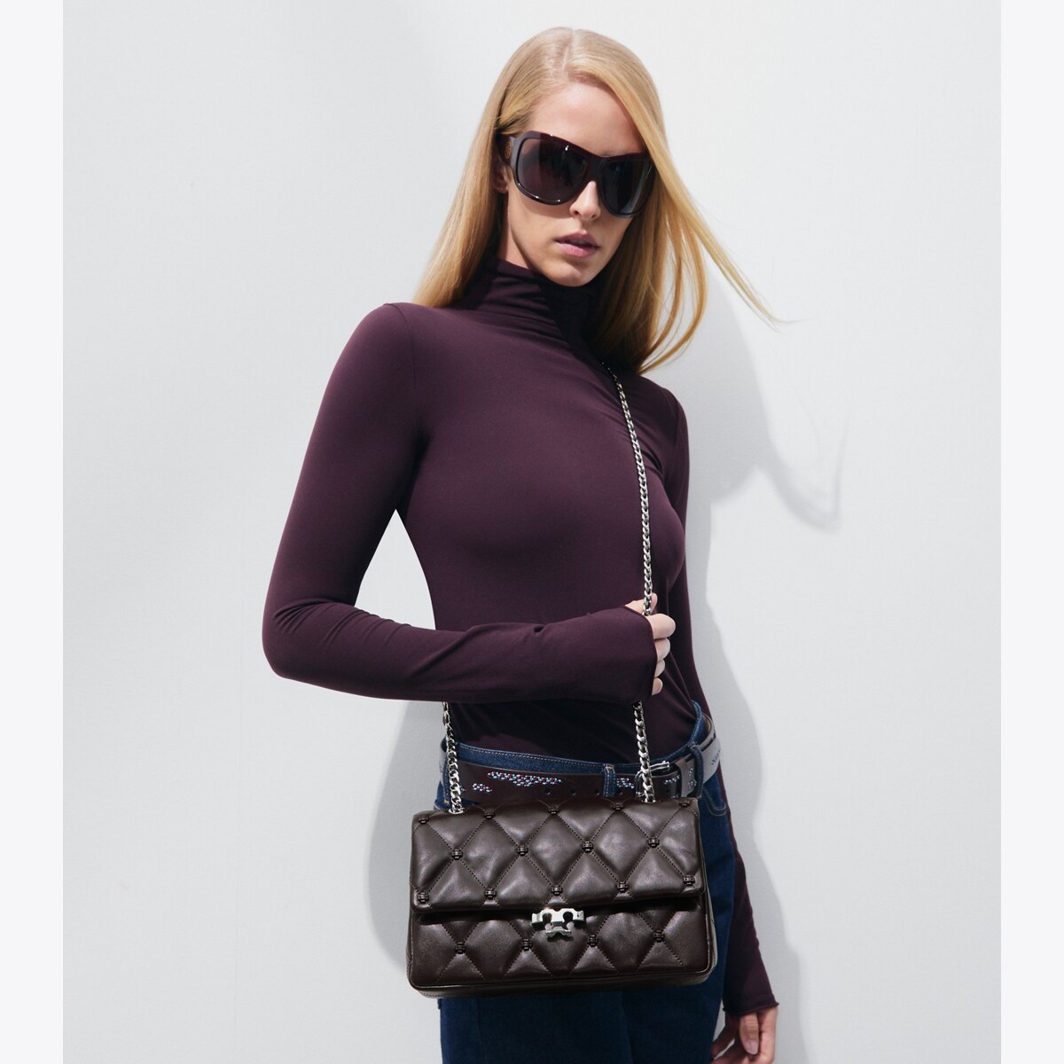 BUNNY KNOT SHOULDER BAG - thumbnail 2