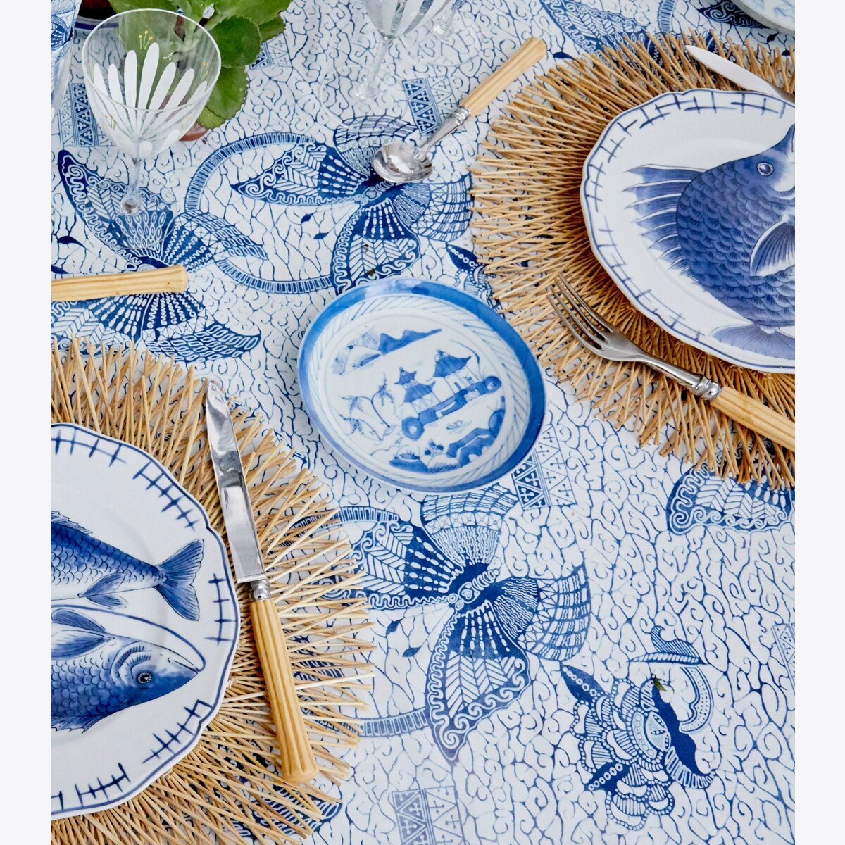 Butterfly Batik Round Tablecloth, 90