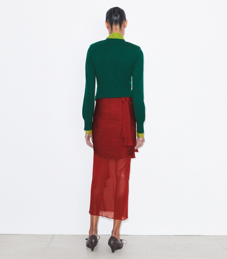 Tory Burch diseñador suéteres Cárdigan de lana en Dark Green parte posterior en modelo