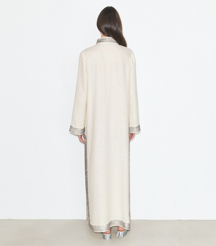 Tory Burch diseñador vestidos Caftán de lino con adornos en New Ivory parte posterior en modelo