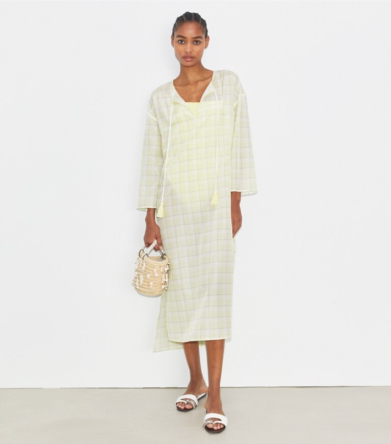 Tory Burch designer paréos Caftan en coton à carreaux dans LUMEN PLAID sur modèle, de face
