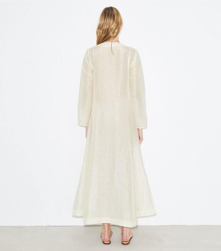 Tory Burch designer paréos Caftan long en lin in New Ivory on model back