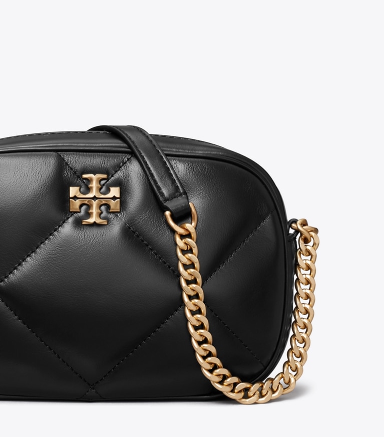 Tory Burch designer borse a spalla Camera bag Kira con trapuntatura a diamante in Black angle