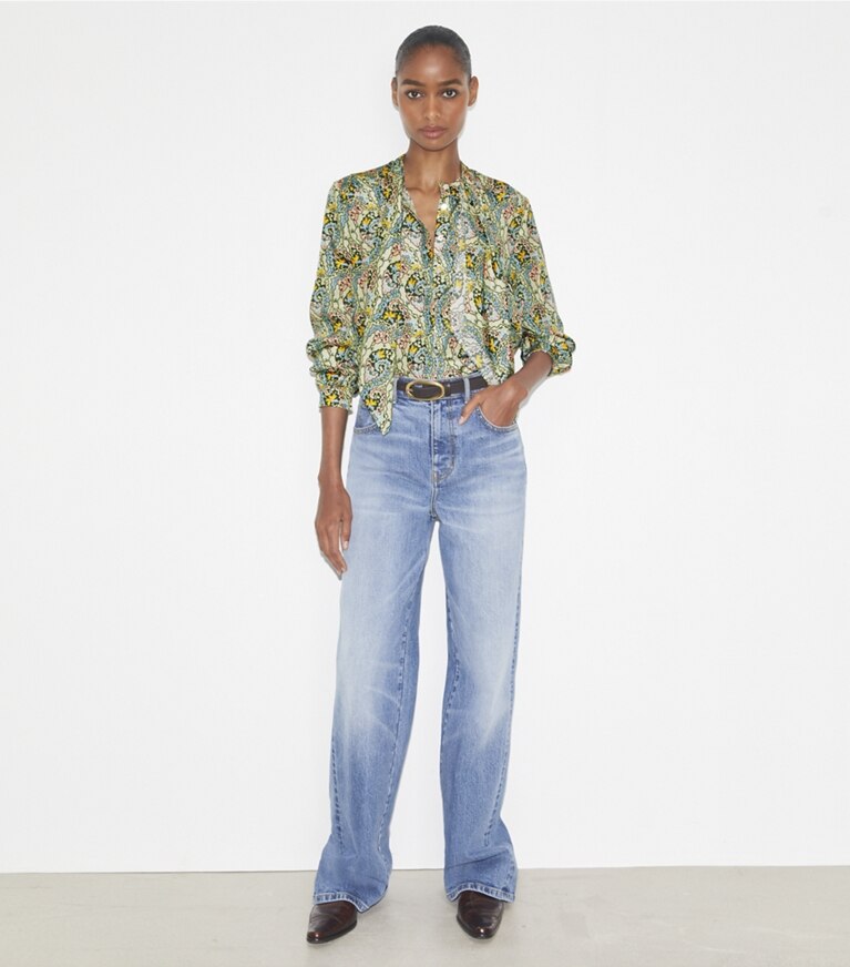 Tory Burch designer tops Camicetta con fiocco in seta in Blue Dream Paisley front