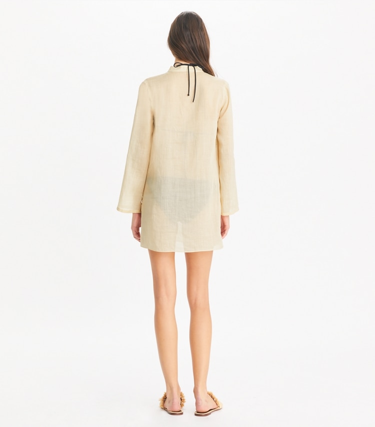 Tory Burch designer copricostume Camicia da spiaggia in ramia in Birch on model back