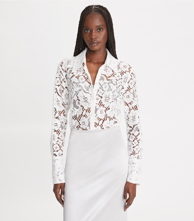 Tory Burch designer tops Camicia in pizzo con risvolto in White on model detail