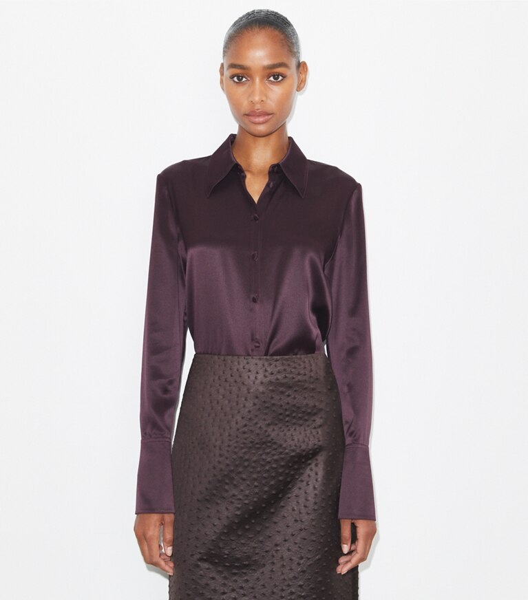 Tory Burch diseñador tops Camisa de seda con puños en Dark Garnet detalle en modelo