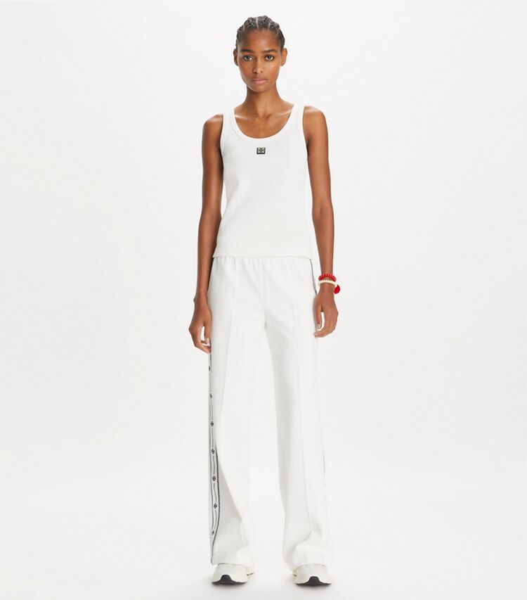 Tory Burch diseñador tops Camiseta de tirantes de algodón con cuello redondo en Snow White frente en modelo