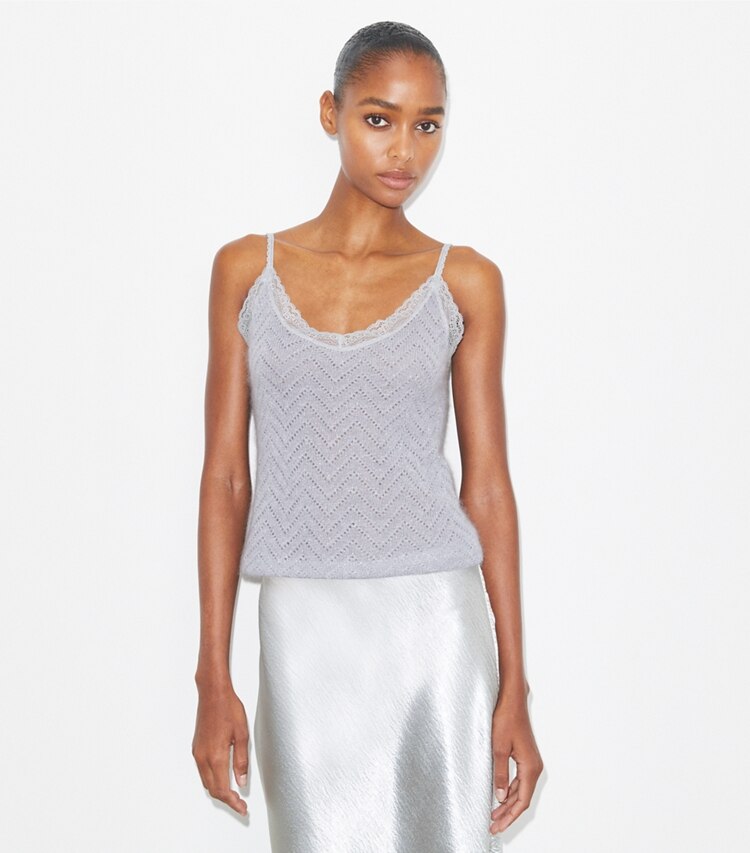 Tory Burch diseñador tops Camisola de encaje en Platinum / Metallic Blue detalle en modelo