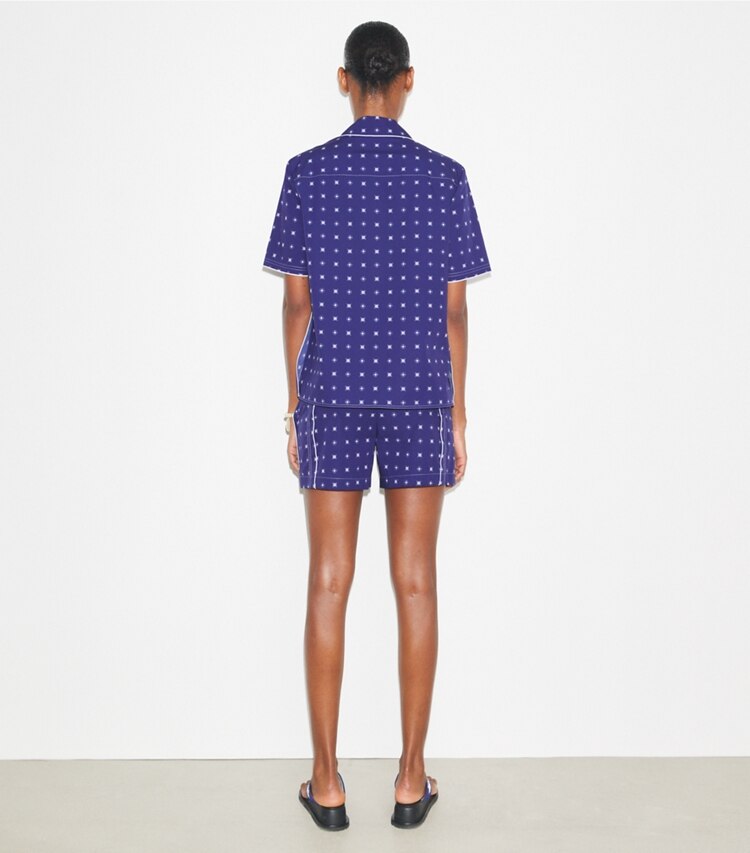 Tory Burch designer strandmode Camp Shirt aus Twill in Ballpoint Ink Nothing Ditsy on model back