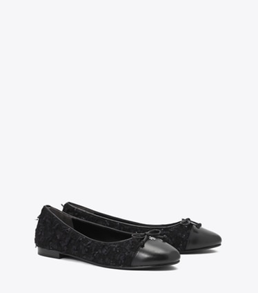 美品Tory Burch ネイビー エナメル リボン付き フラットシューズ紐無し 美品Tory Burch ネイビー エナメル リボン付き フラットシューズ
