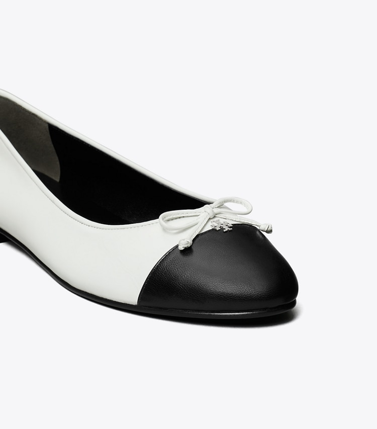 Tory Burch designer flats Cap-Toe Ballet in CLOUD / PERFECT BLACK detail