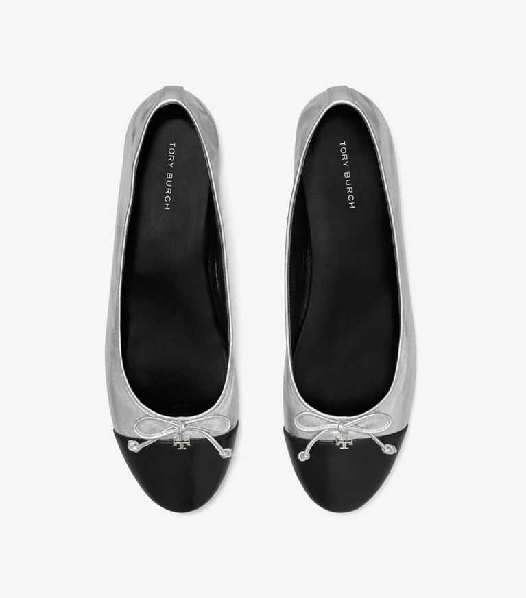 Tory Burch designer flats Cap-Toe Ballet in SILVER / PERFECT BLACK angle