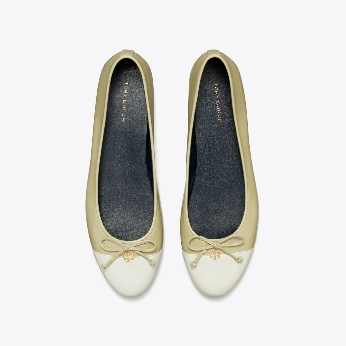 【訳あり】Tory Burch パンプス CAP TOE BALLET cap-toe-ballet-overhead.