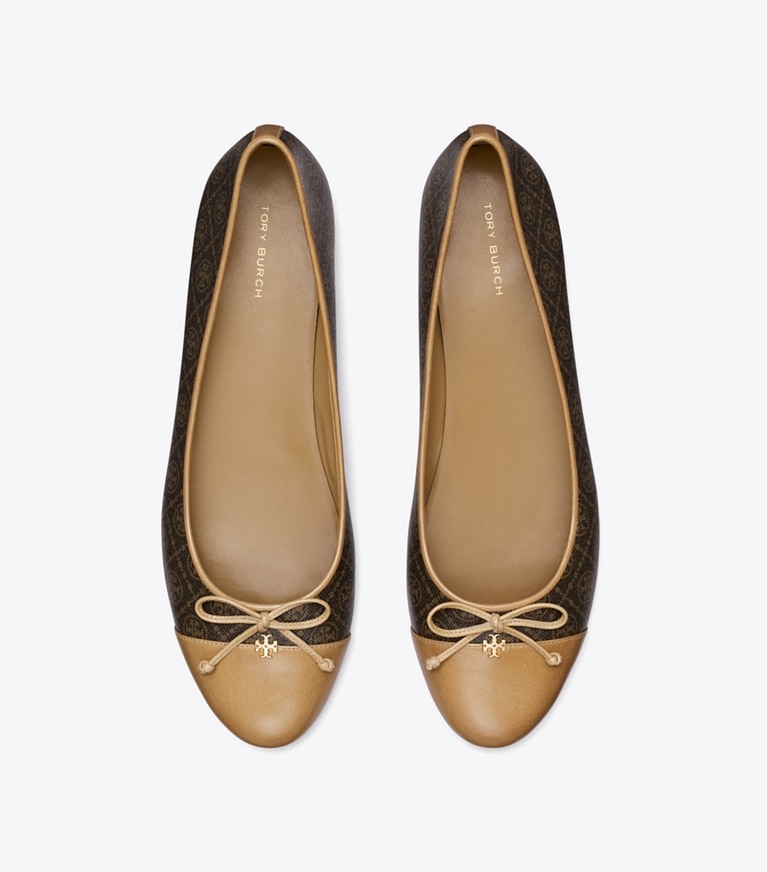 Tory Burch designer フラット キャップトゥ バレエ in FRENCH PRESS T MONO / TAN オーバーヘッド
