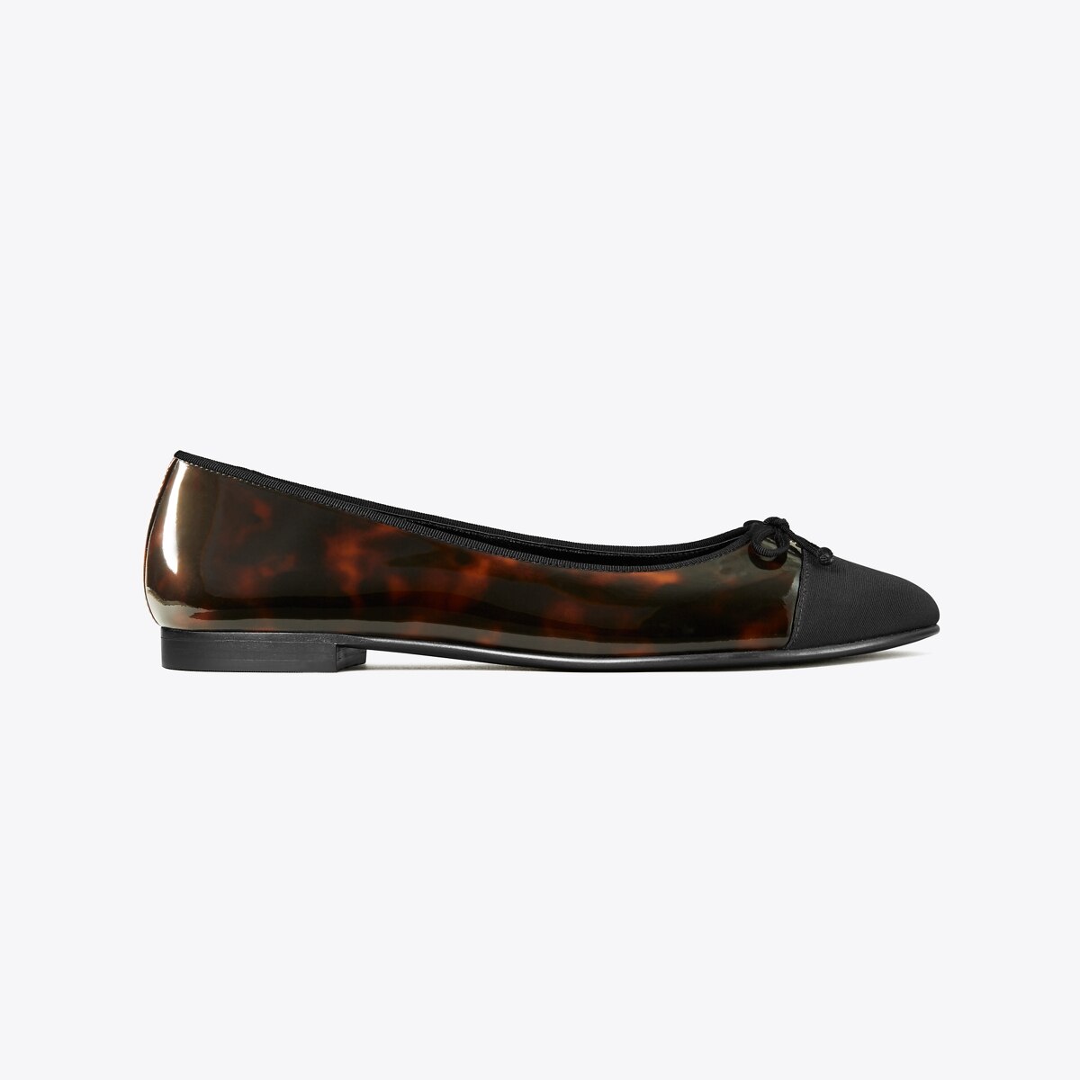 大幅Sale!!国内発送☆Tory Burch IA BALLET FLAT Cap-Toe Ballet: Women's Designer Flats | Tory Burch