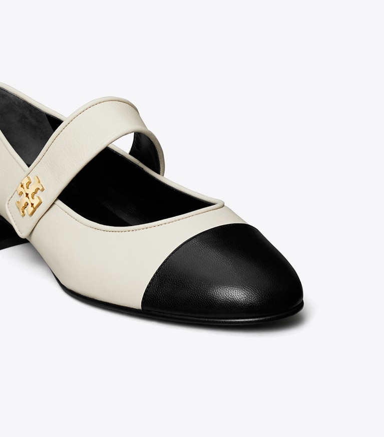 Tory Burch designer フラット キャップトゥ メリージェーン ワイド  in LIGHT CREAM / PERFECT BLACK angle
