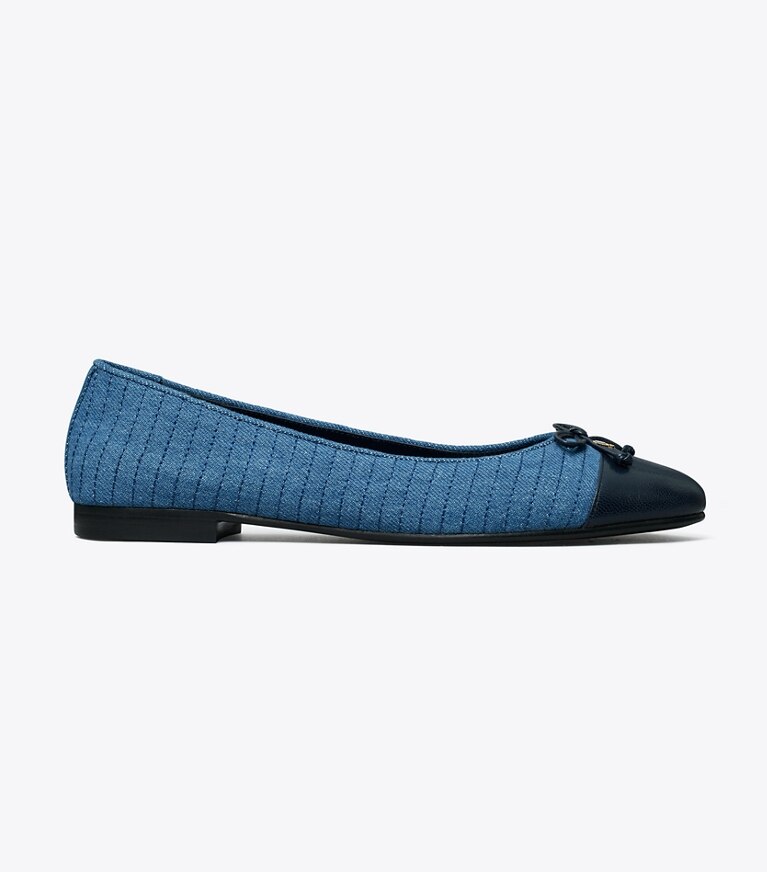 Tory Burch designer フラット キャップトゥ キルトバレエ in DENIM angle